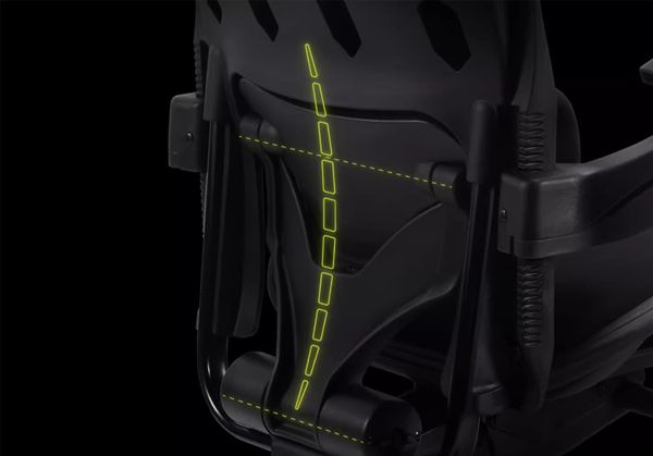 2499元：人体工学设计 4D可调节扶手pg模拟器微星MAG A10电竞椅首发(图4)